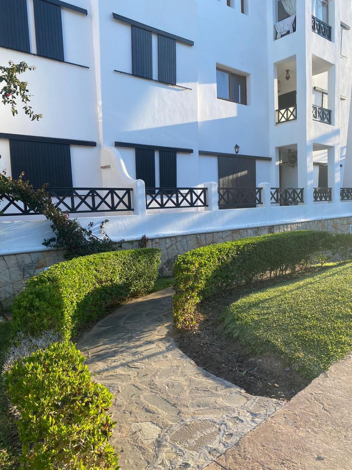 Appartement En Residence Lilacs Garden Avec Clim Et Wifi Cabo Negro Eksteriør bilde